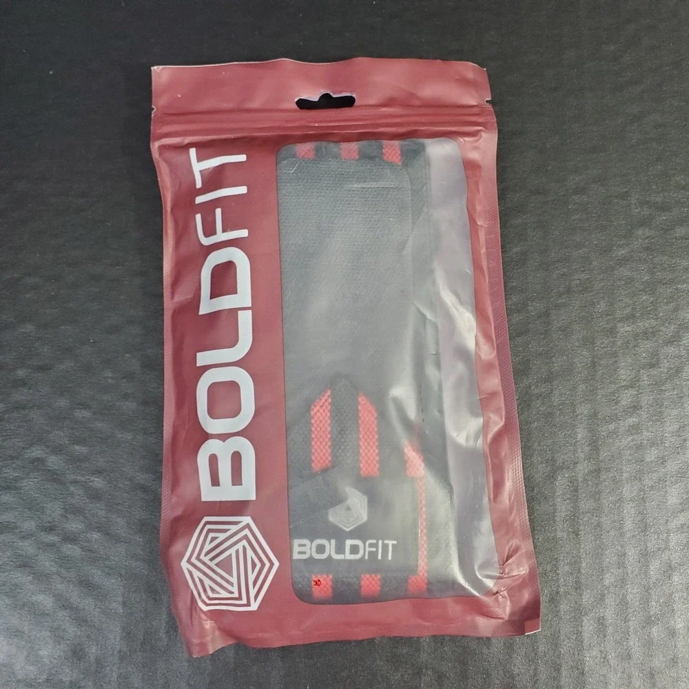 Bold Fit Wrist Wrap Support Pair, Black Red Free Size Adult OSFM‎ For Workouts